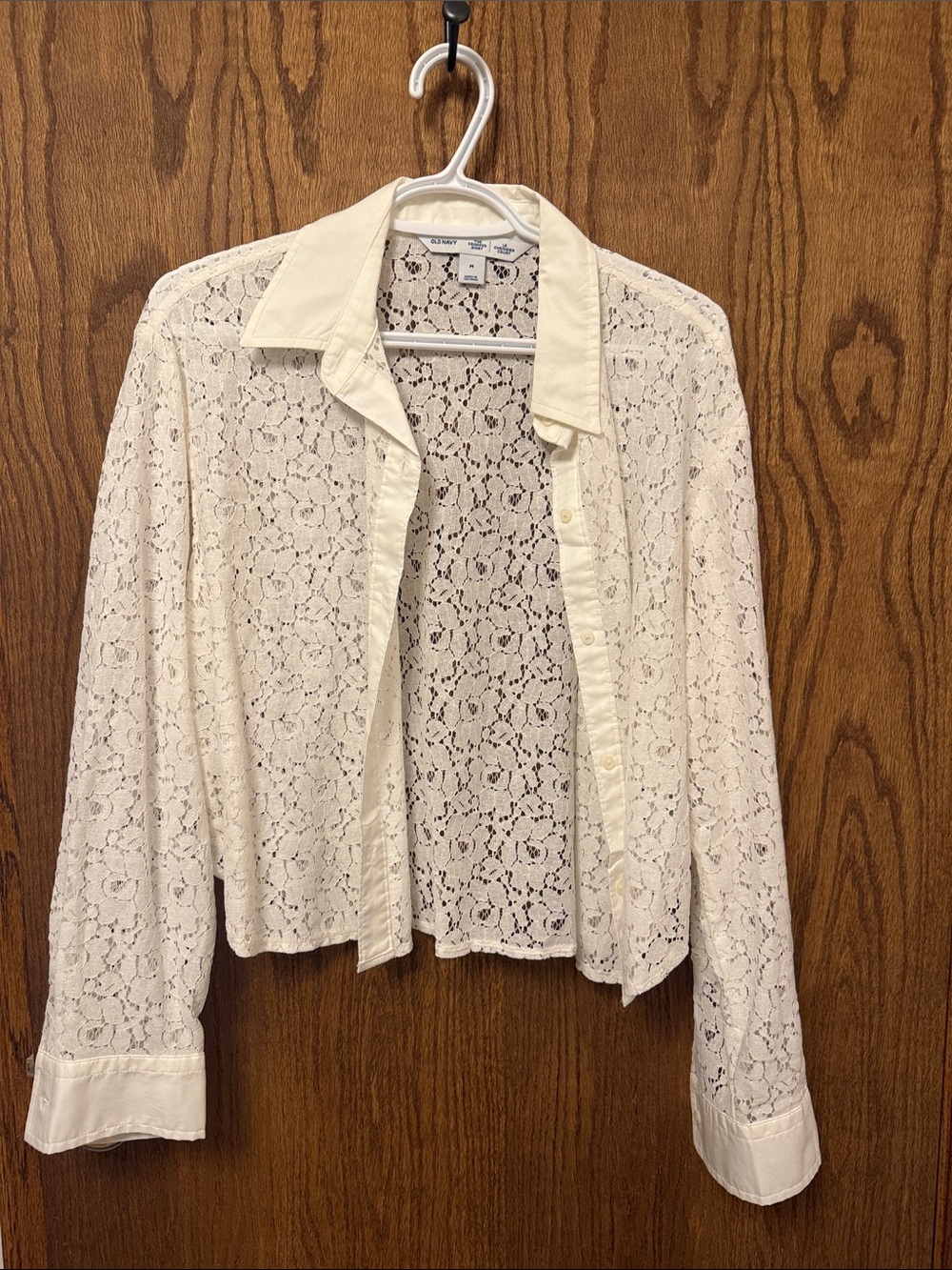 Old Navy Cream Lace Button-Up Blouse